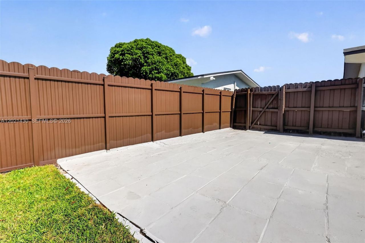 7908 Miramar Blvd , Miramar, FL 33023 Photo