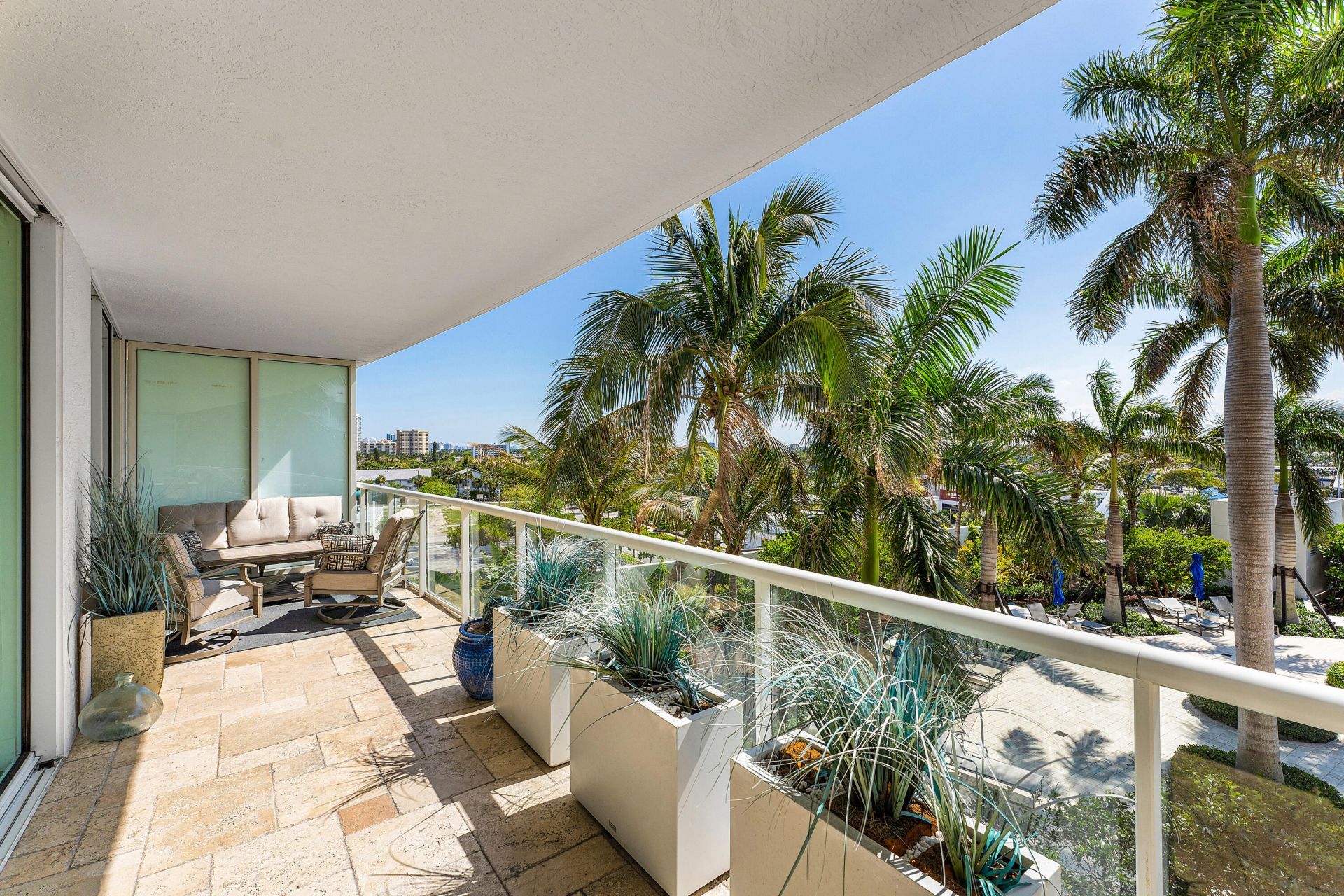 1 N Ocean Boulevard, Unit 513, Pompano Beach, FL 33062 Photo