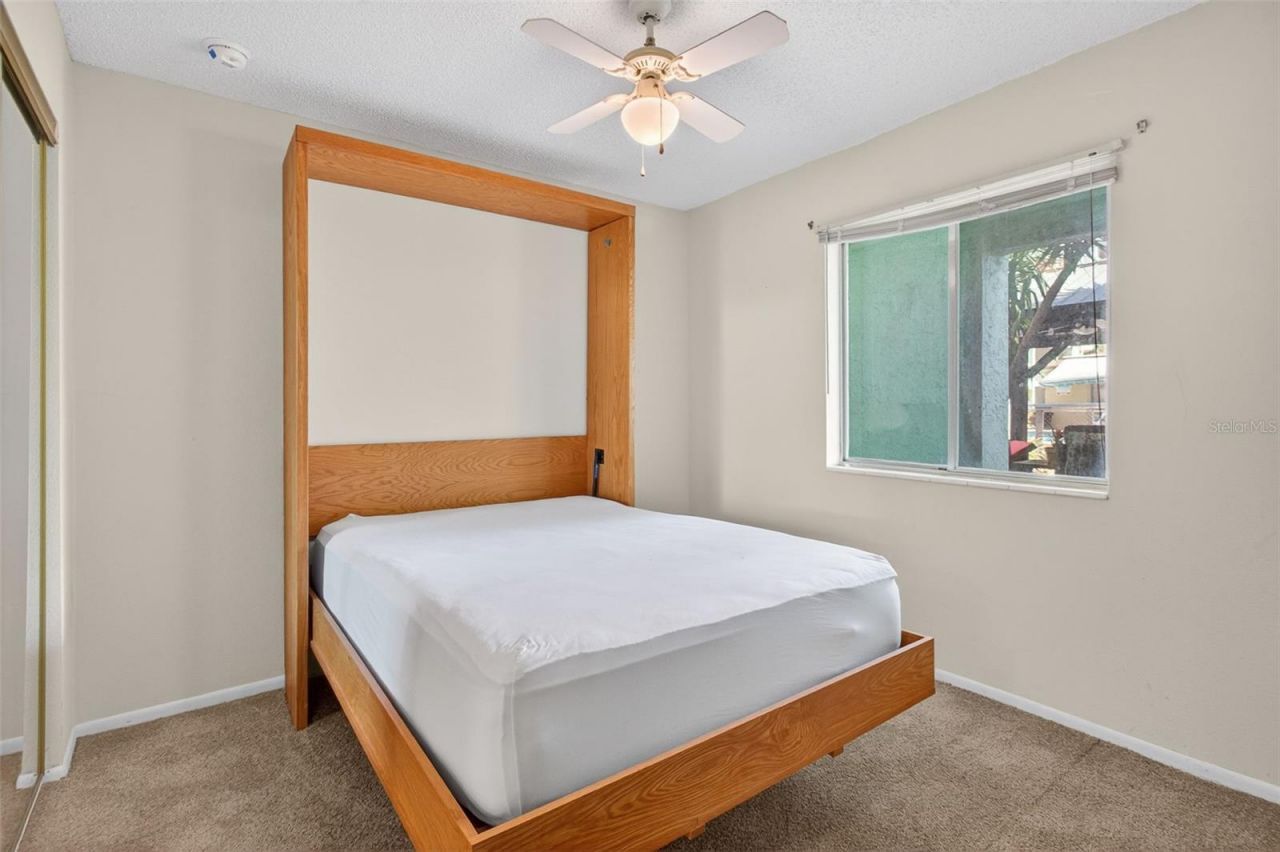 801 83rd Avenue N, Unit 118, Saint Petersburg, FL 33702 Photo