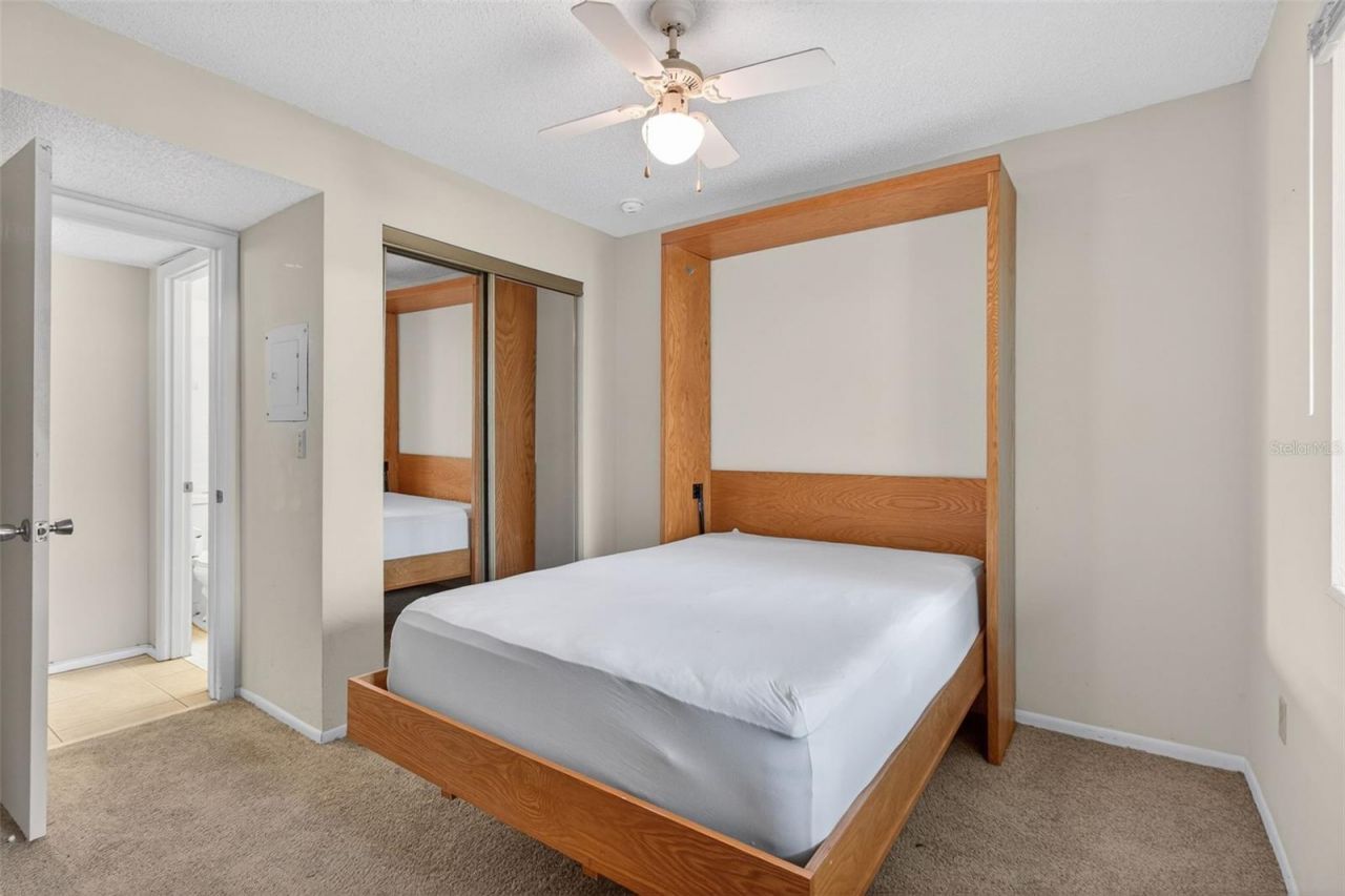 801 83rd Avenue N, Unit 118, Saint Petersburg, FL 33702 Photo