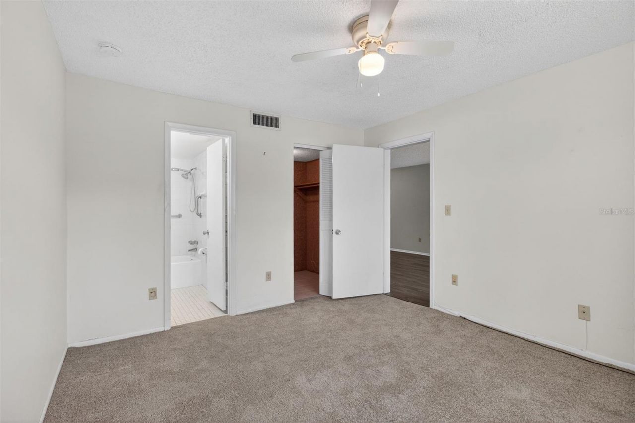 801 83rd Avenue N, Unit 118, Saint Petersburg, FL 33702 Photo