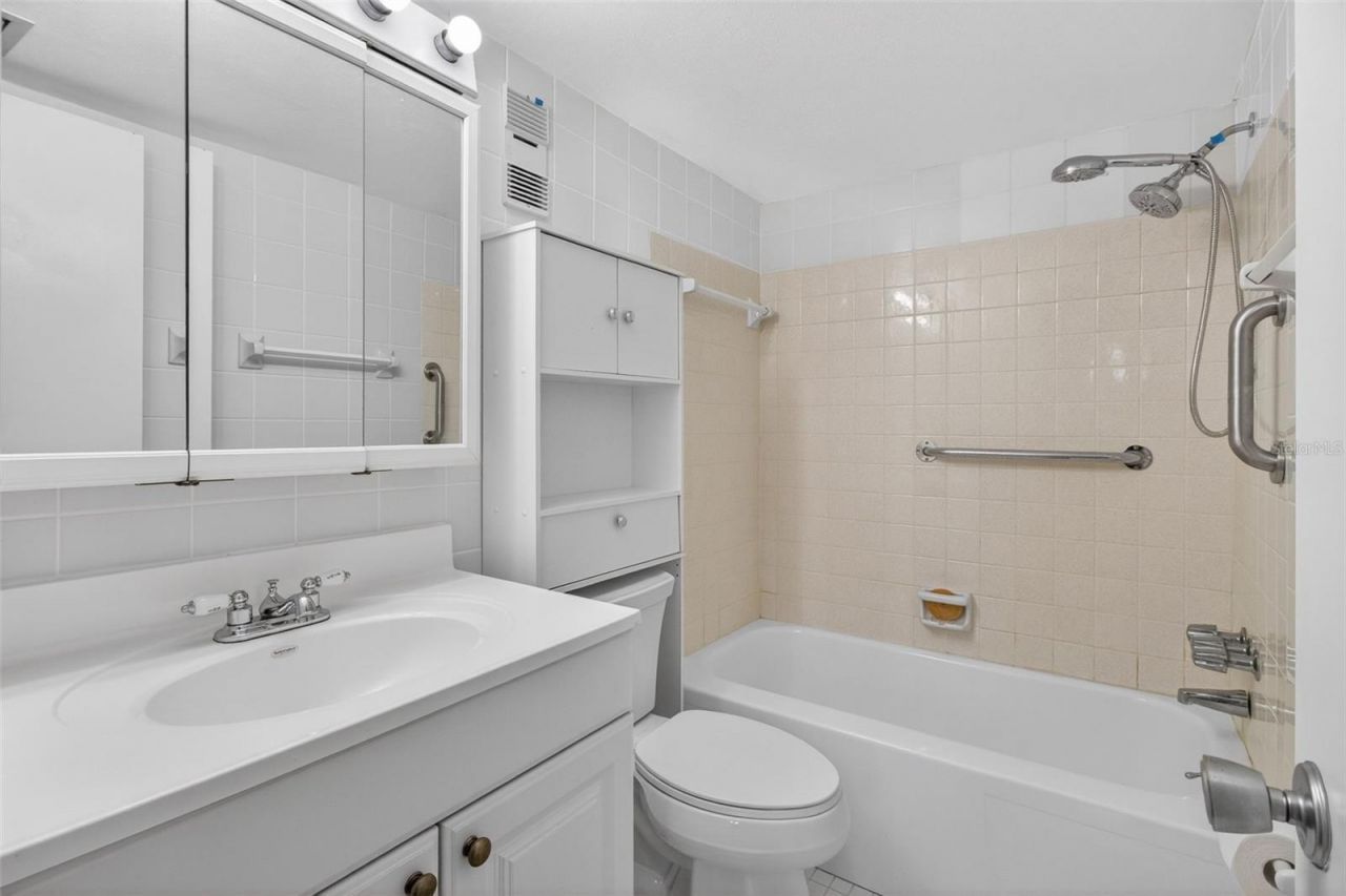 801 83rd Avenue N, Unit 118, Saint Petersburg, FL 33702 Photo