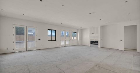 902 Coffey Drive, Carson City, NV 89701 Photo