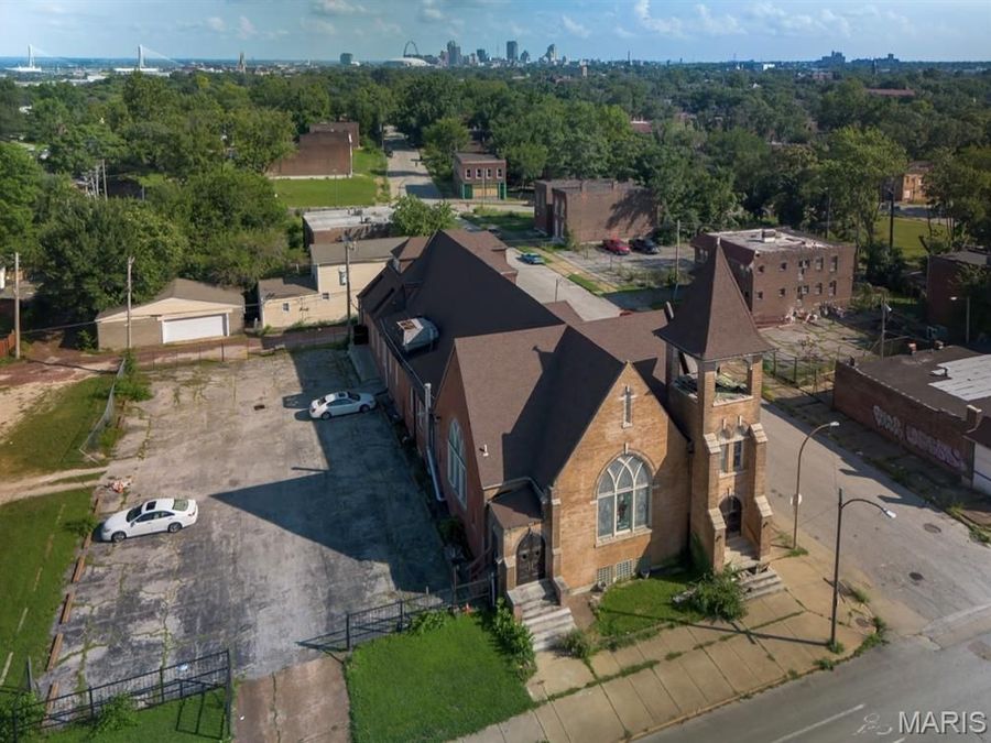 Property Image 6