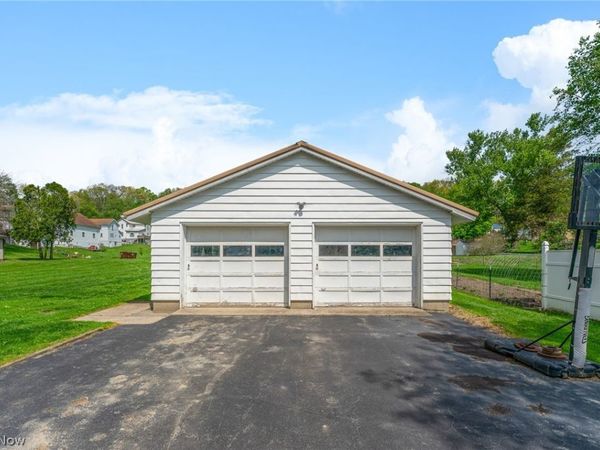 119 Main Street , Leetonia, OH 44431
