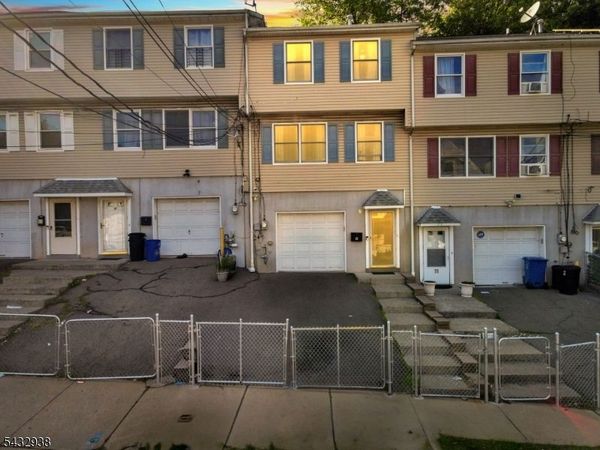 69 N 4Th St, Paterson, NJ 07522