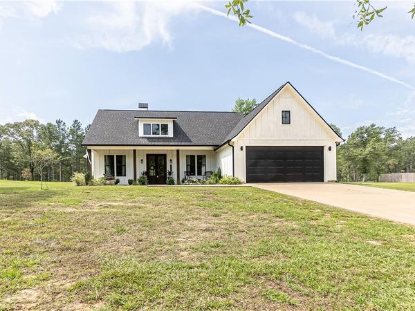123 HILL TOP Drive, Pollock, LA 71467