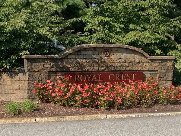 2 Rainbow Pond Dr, Unit 7, Walpole, MA 02081