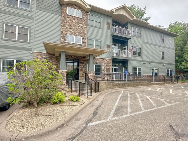 14937 60th Street N, Unit 102, Stillwater, MN 55082