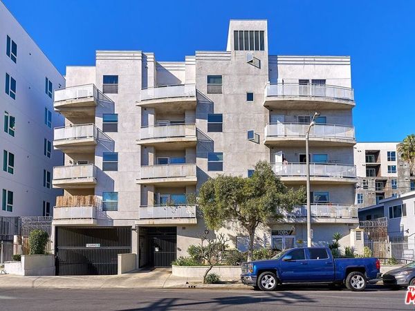1025 Dewey Avenue, Unit 202, Los Angeles, CA 90006