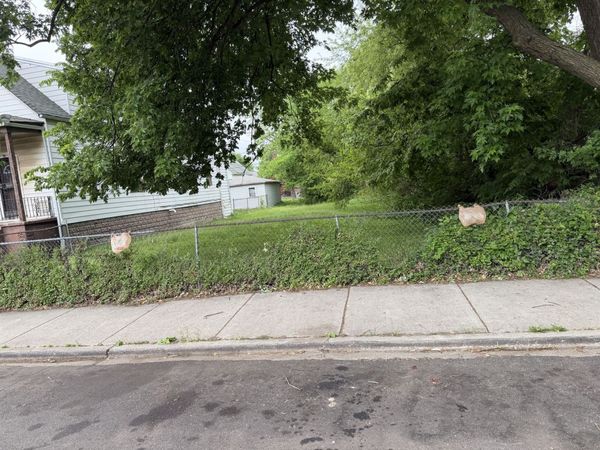 6810 S Peoria Street , Chicago, IL 60621