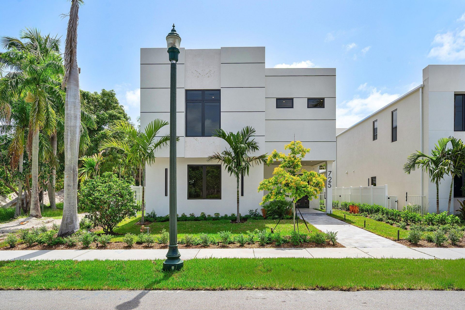 725 SE 4th Avenue, Delray Beach, FL 33483 Photo