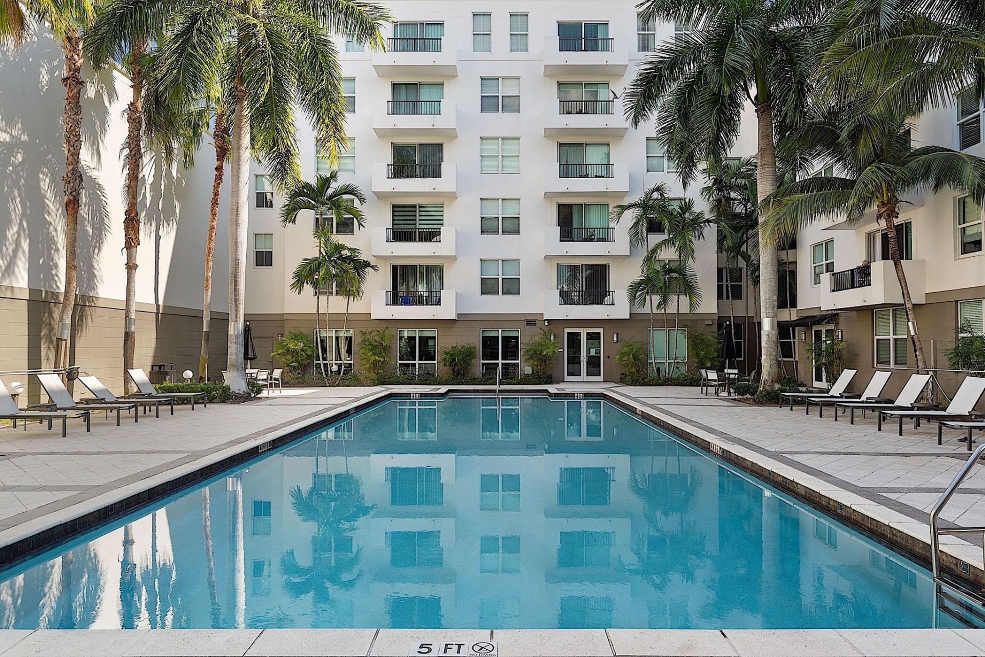 2401 NE 65th Street, Unit 502, Fort Lauderdale, FL 33308 Photo