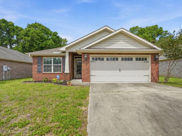 219 January Court, Crestview, FL 32539