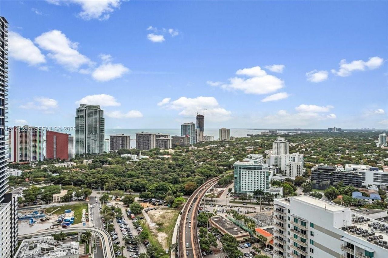 79 SW 12th St , Unit 3401-S, Miami, FL 33130 Photo