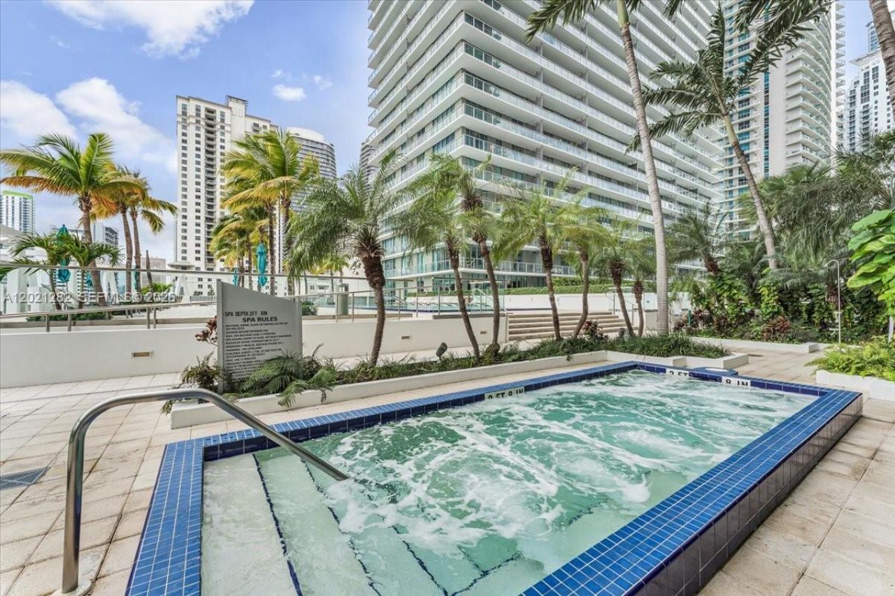 79 SW 12th St , Unit 3401-S, Miami, FL 33130 Photo