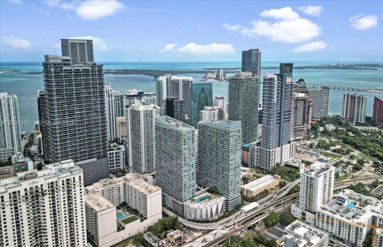 79 SW 12th St , Unit 3401-S, Miami, FL 33130 Photo