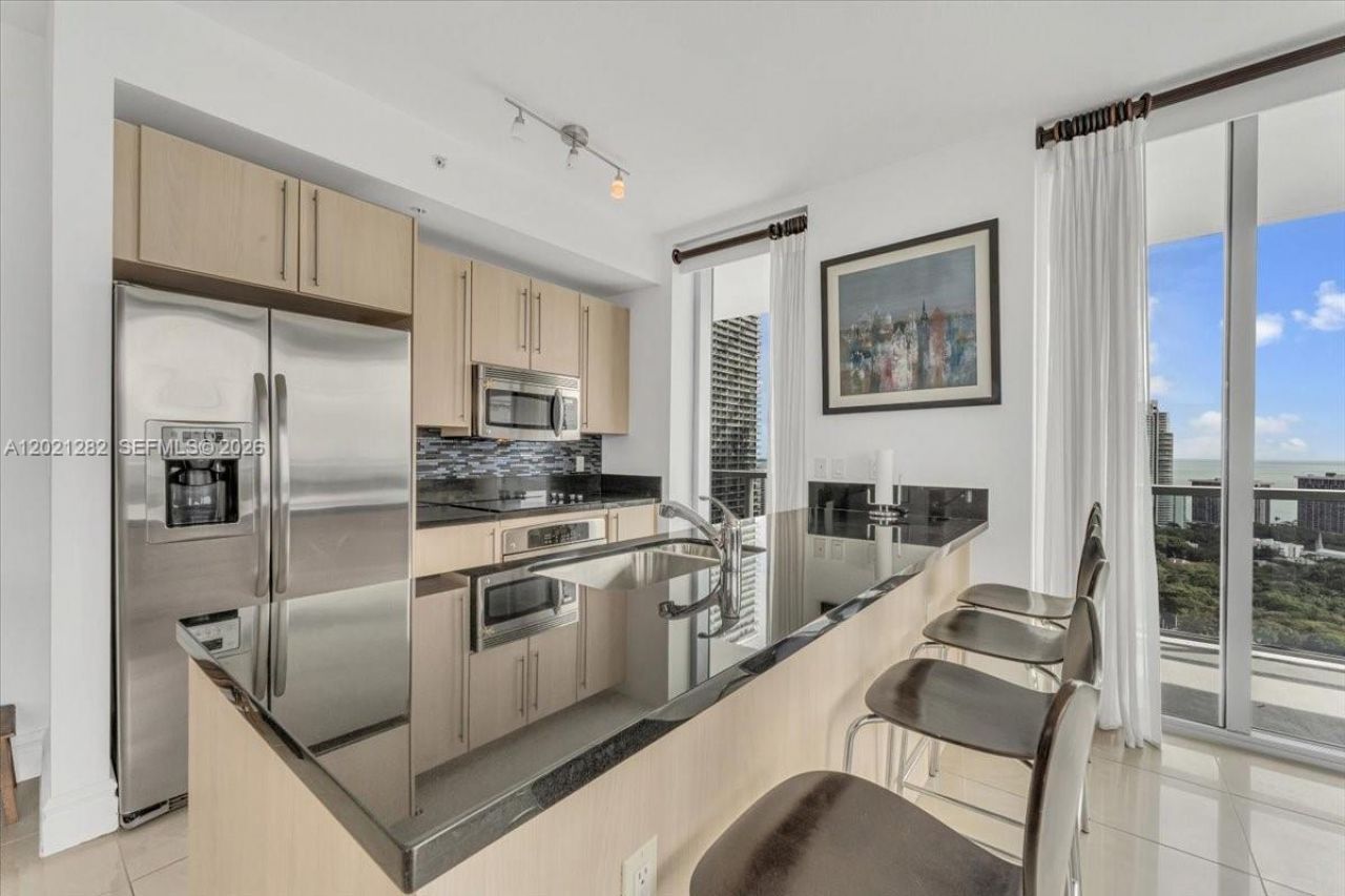 79 SW 12th St , Unit 3401-S, Miami, FL 33130 Photo