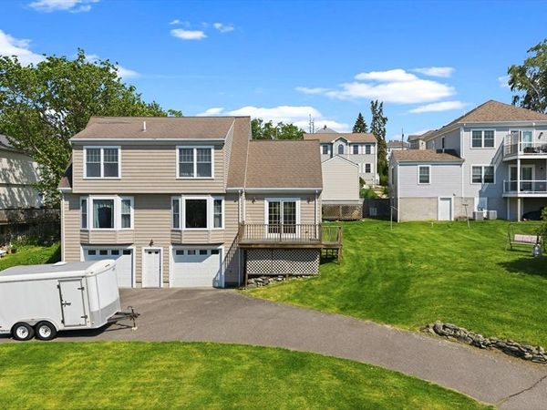 400 Sampson, Fall River, MA 02724