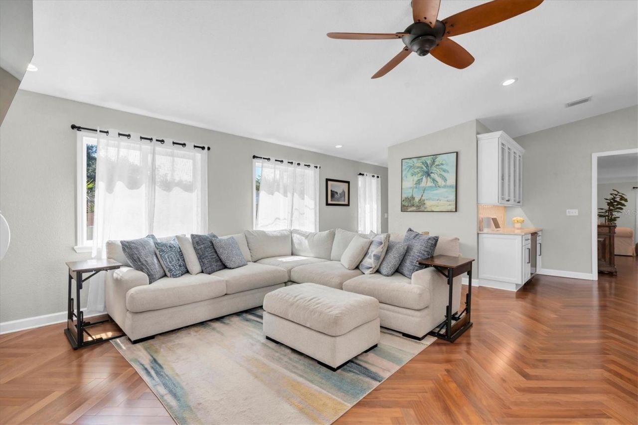 6145 2nd Avenue N, Saint Petersburg, FL 33710 Photo