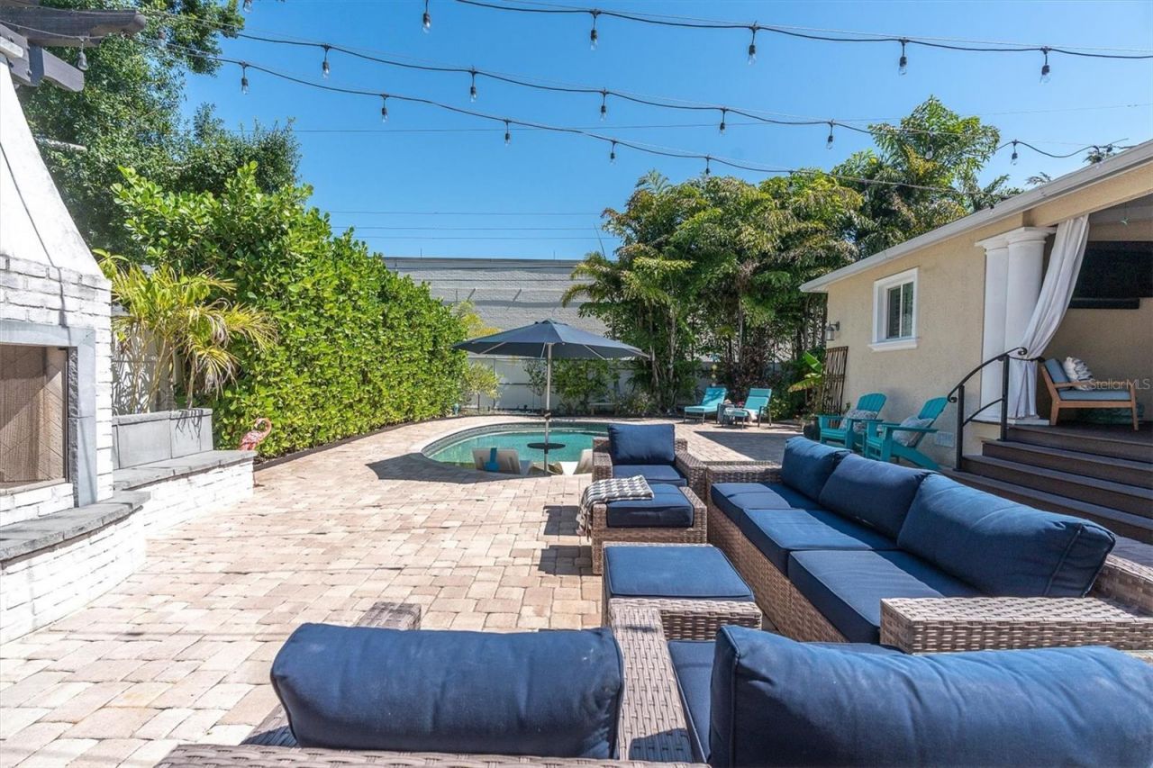 6145 2nd Avenue N, Saint Petersburg, FL 33710 Photo