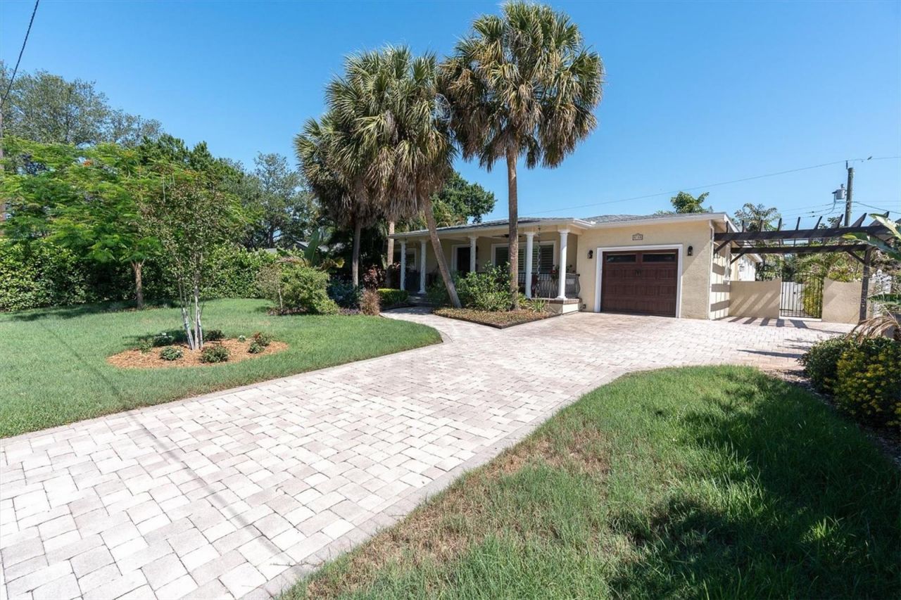 6145 2nd Avenue N, Saint Petersburg, FL 33710 Photo
