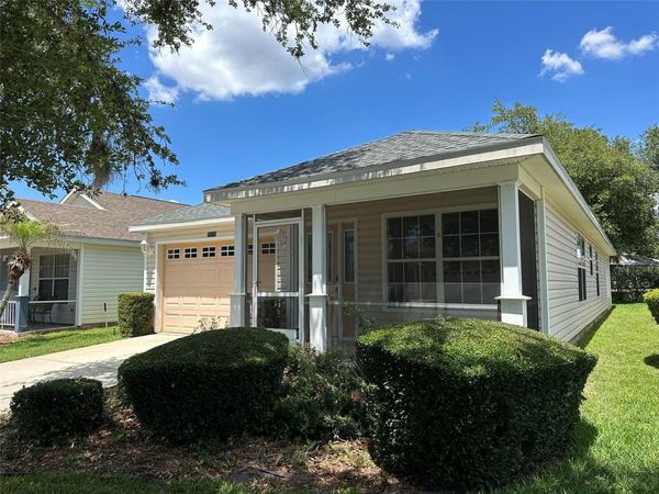 25335 CRANES ROOST CIRCLE , LEESBURG, FL 34748