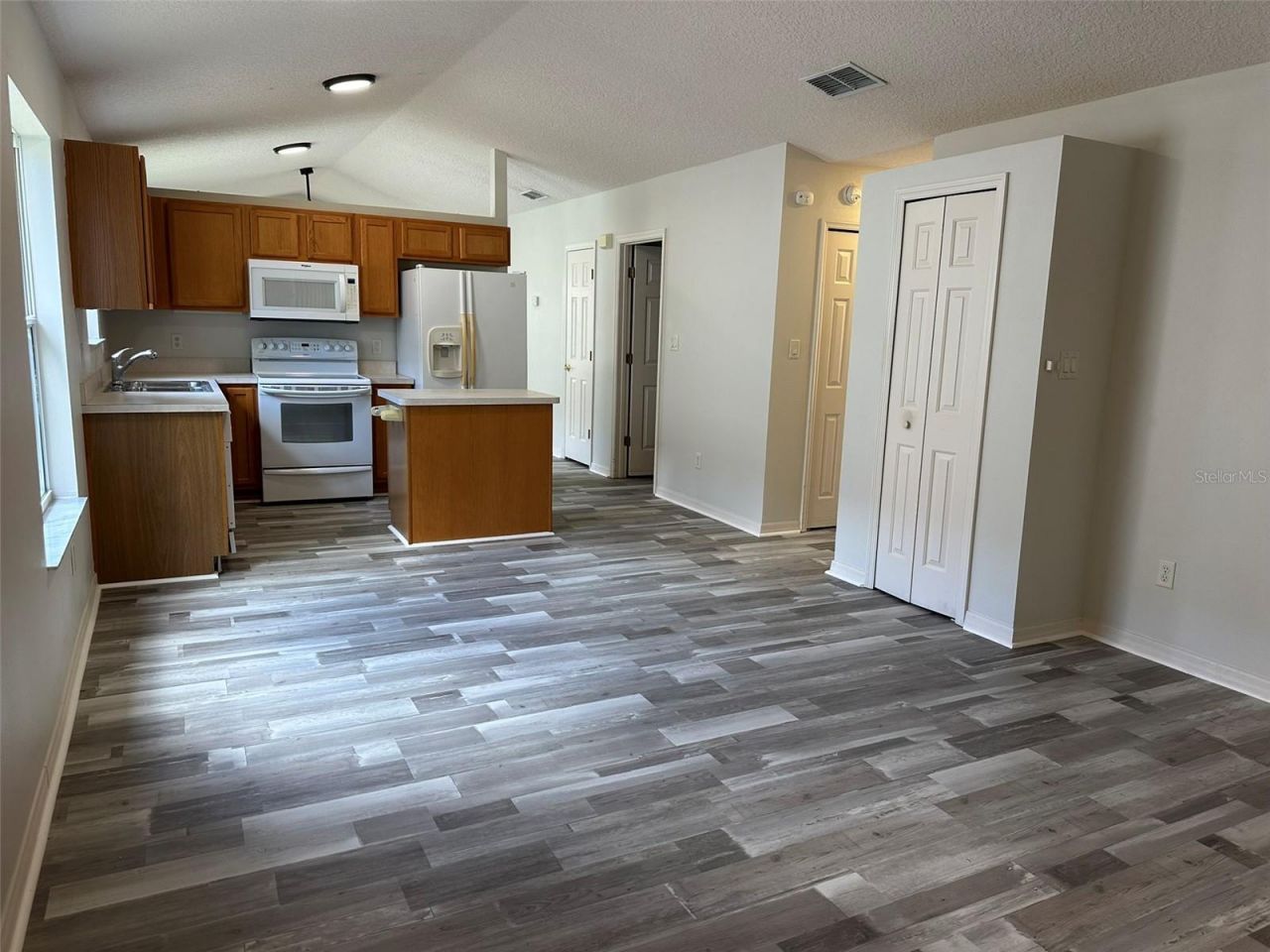 25335 Cranes Roost Circle , Leesburg, FL 34748 Photo