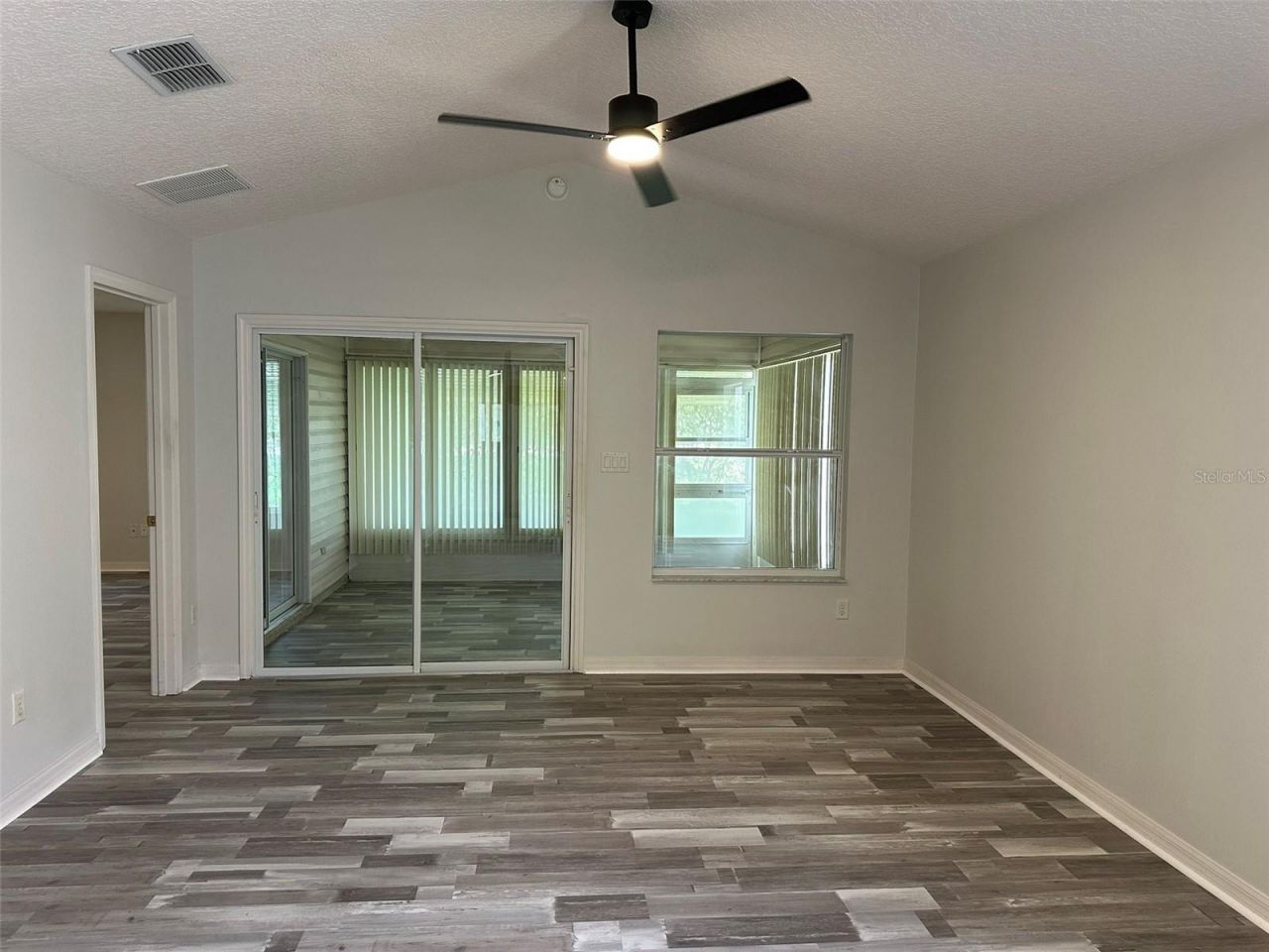 25335 Cranes Roost Circle , Leesburg, FL 34748 Photo