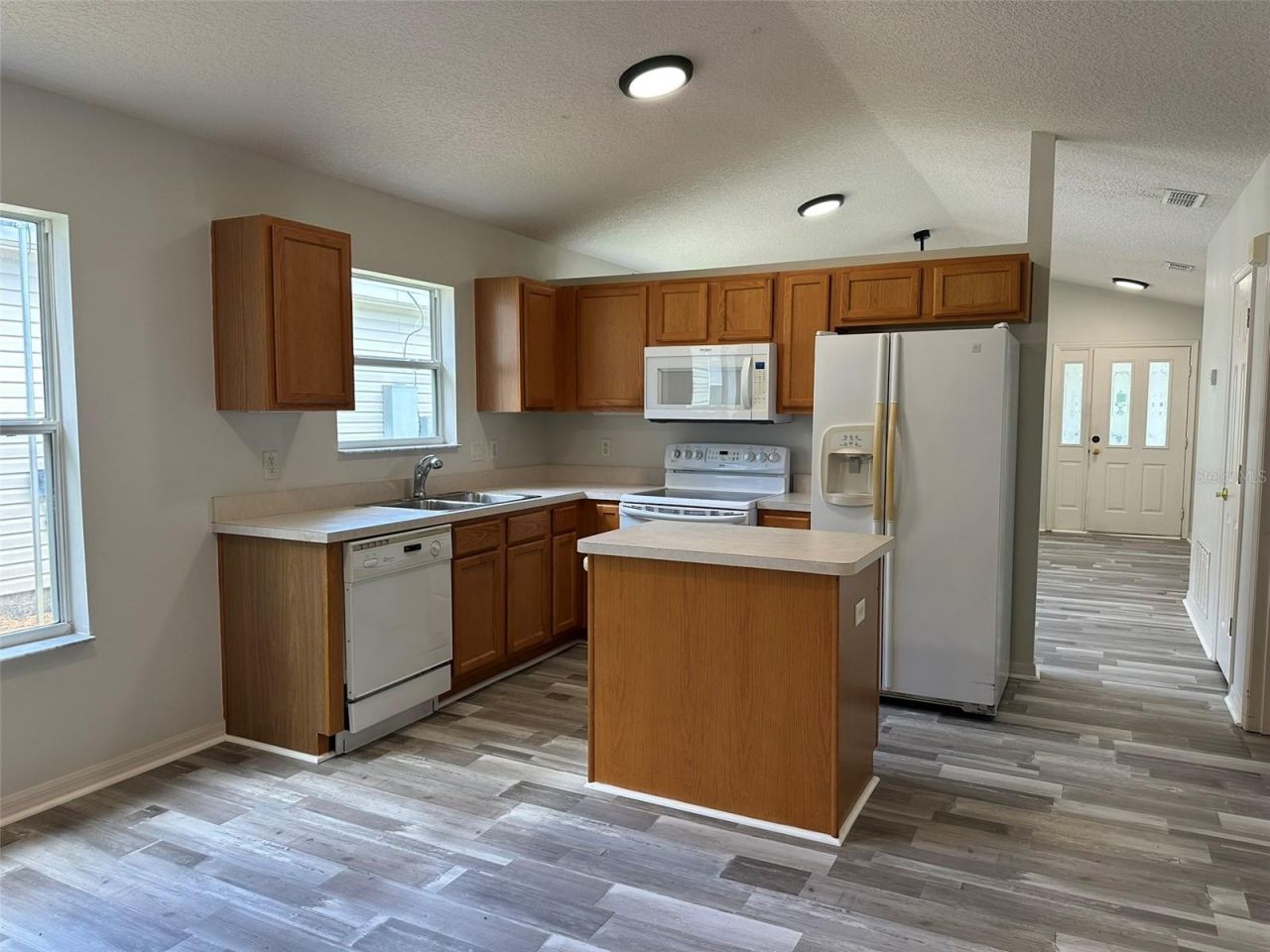 25335 Cranes Roost Circle , Leesburg, FL 34748 Photo