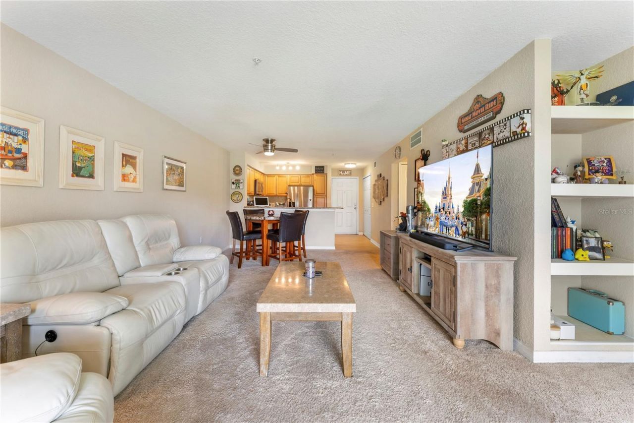 14013 Fairway Island Drive, Unit 426, Orlando, FL 32837 Photo