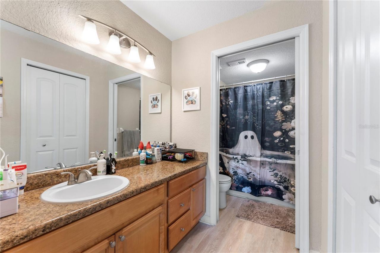 14013 Fairway Island Drive, Unit 426, Orlando, FL 32837 Photo