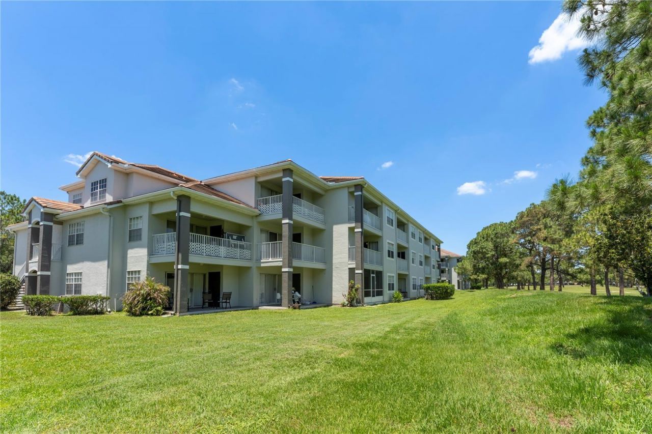 14013 Fairway Island Drive, Unit 426, Orlando, FL 32837 Photo