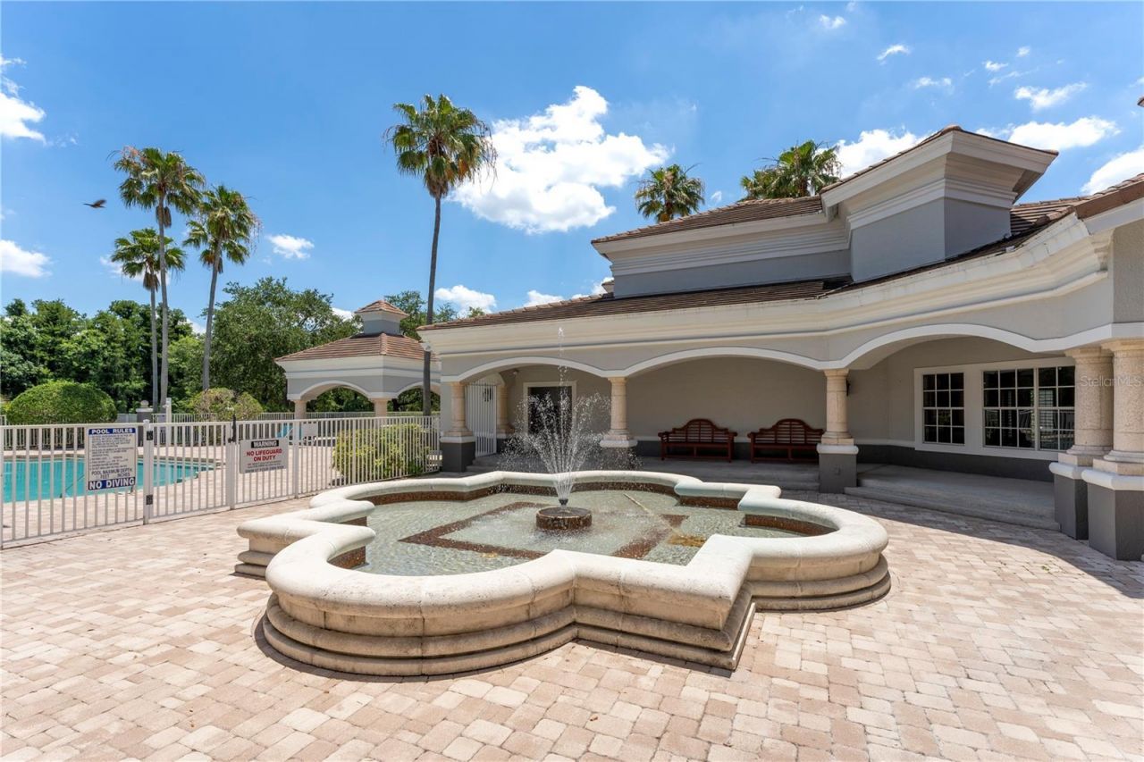14013 Fairway Island Drive, Unit 426, Orlando, FL 32837 Photo