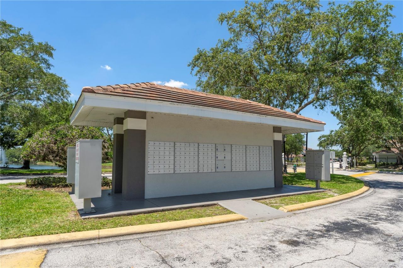 14013 Fairway Island Drive, Unit 426, Orlando, FL 32837 Photo