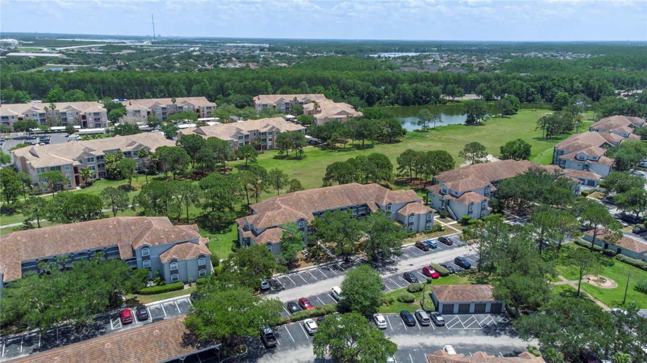 14013 Fairway Island Drive, Unit 426, Orlando, FL 32837 Photo