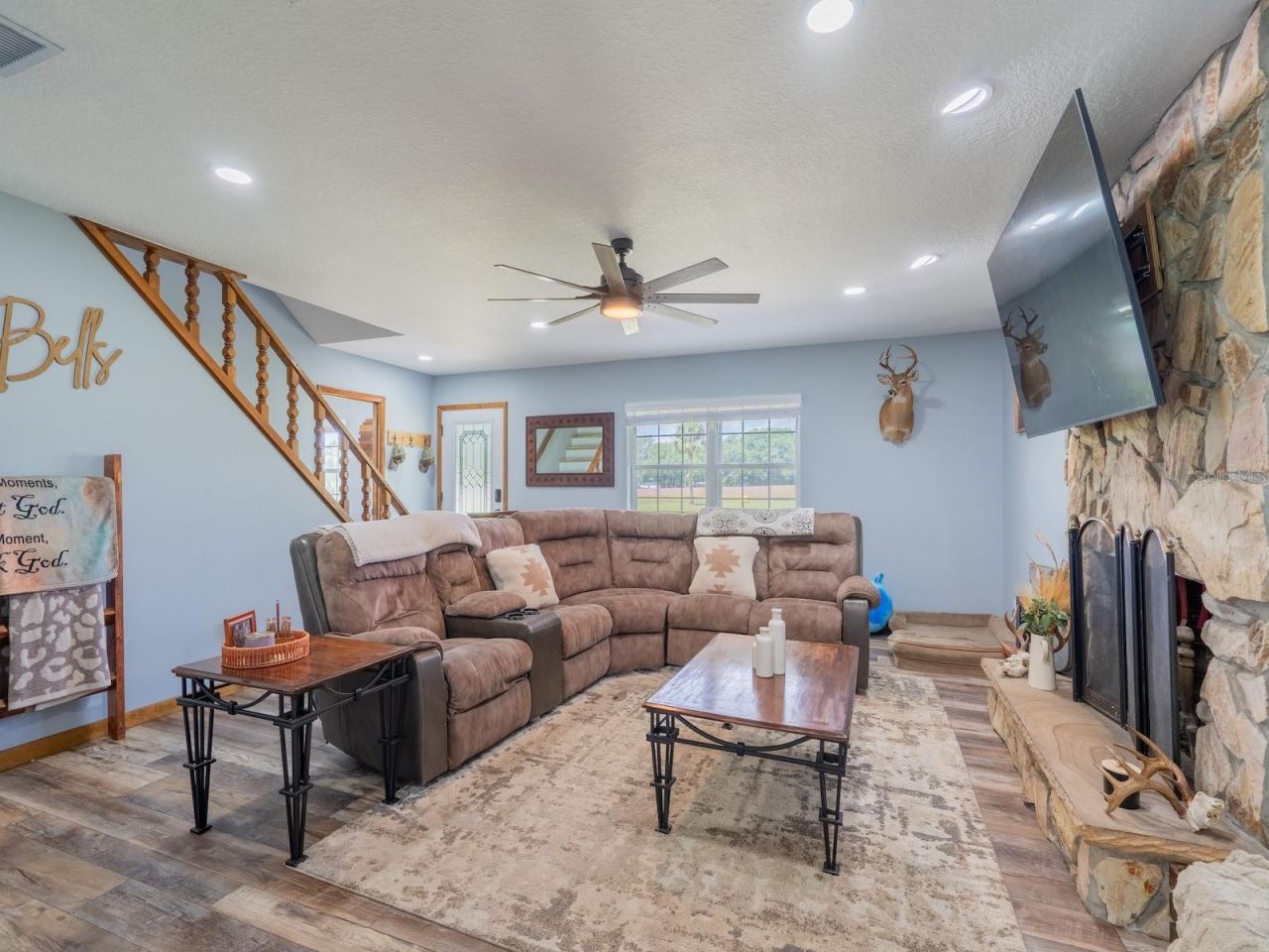 4381 NE 105th Place , Anthony, FL 32617 Photo