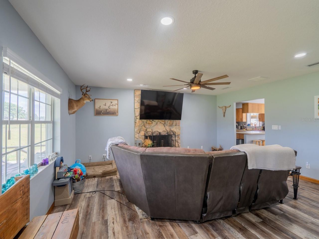 4381 NE 105th Place , Anthony, FL 32617 Photo
