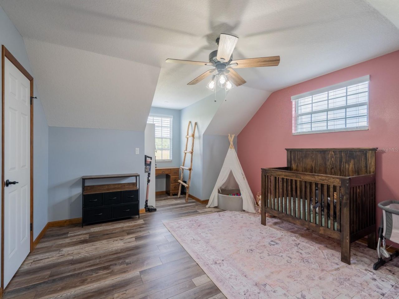 4381 NE 105th Place , Anthony, FL 32617 Photo