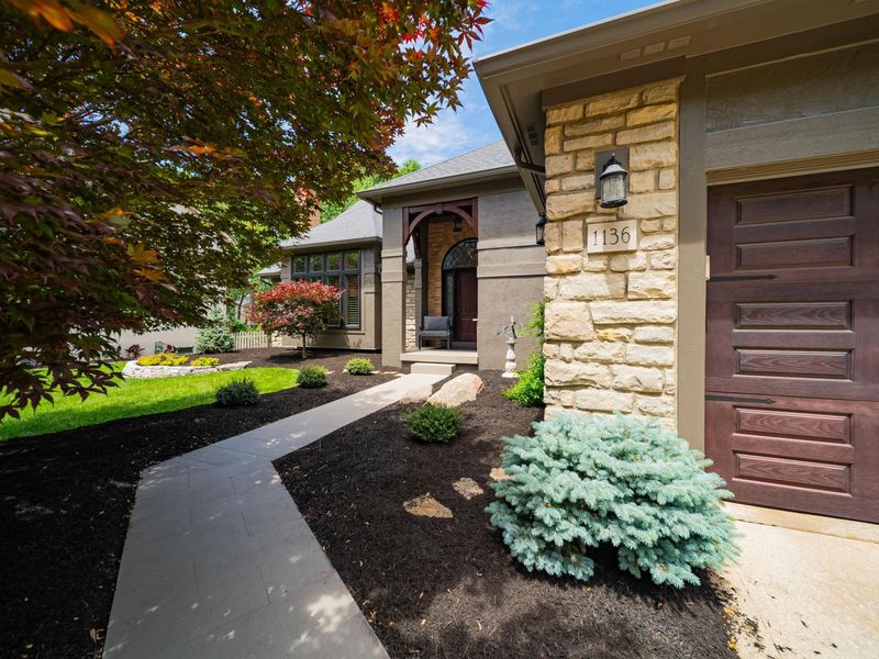 1136 Hooverview Drive, Westerville, OH 43082 Photo 2