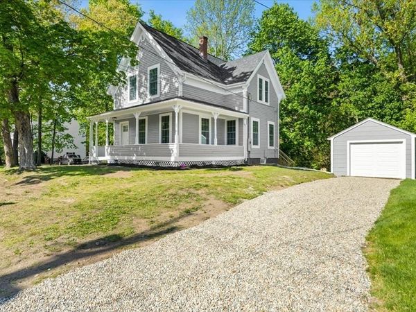 33 Brookline St, Abington, MA 02351