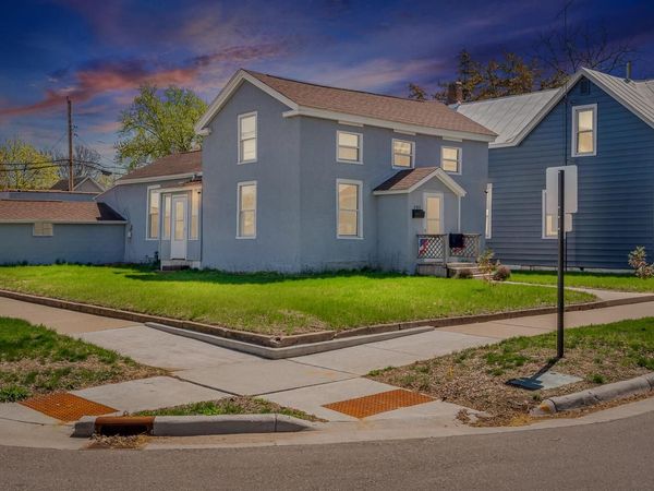 2303 13th STREET, La Crosse, WI 54601