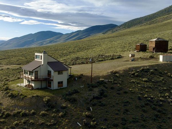 2040 Pahsimeroi Rd., May, ID 83253