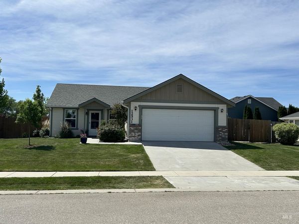 12531 W Kempshire Ct, Star, ID 83669