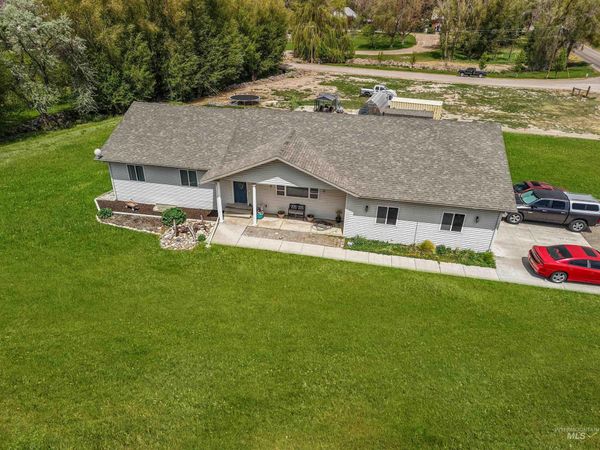 64 South 200 West, Burley, ID 83318
