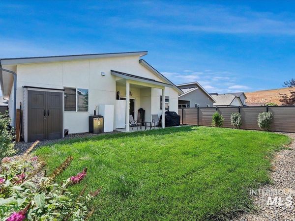 5614 Song Sparrow St, Boise, ID 83714