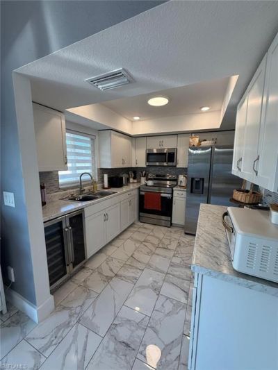 1027 Hancock Bridge Pkwy, Cape Coral, FL 33990 Photo