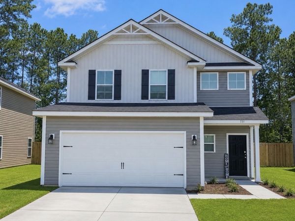751 Fairview Circle, Hinesville, GA 31313