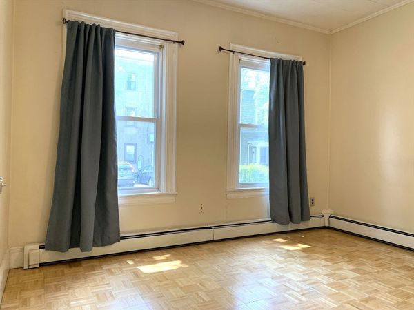 12 Evergreen Sq, Unit 1, Somerville, MA 02143