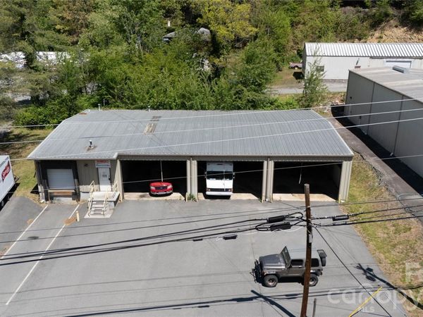 6575 US 19E Highway , Spruce Pine, NC 28777